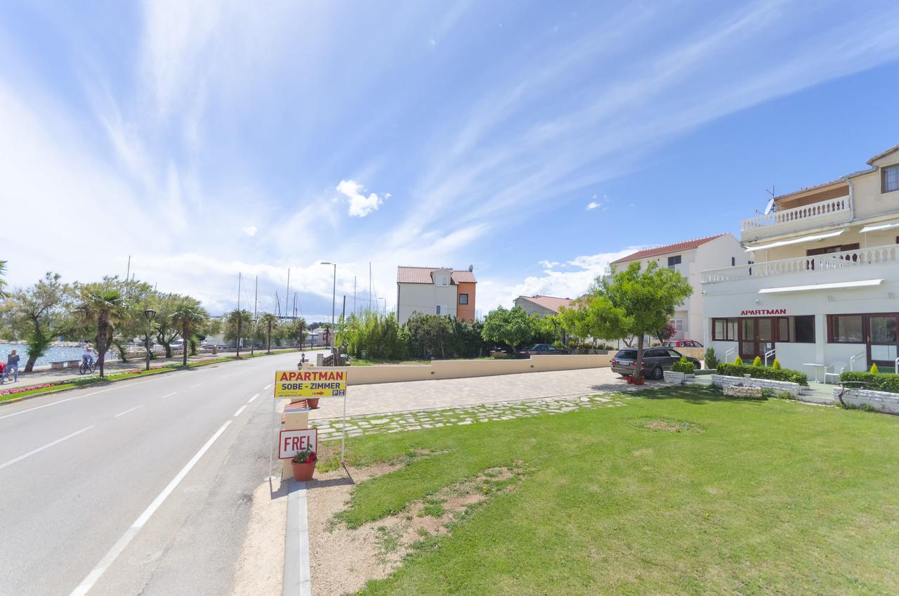 Apartment And Rooms Artina Vodice Kültér fotó