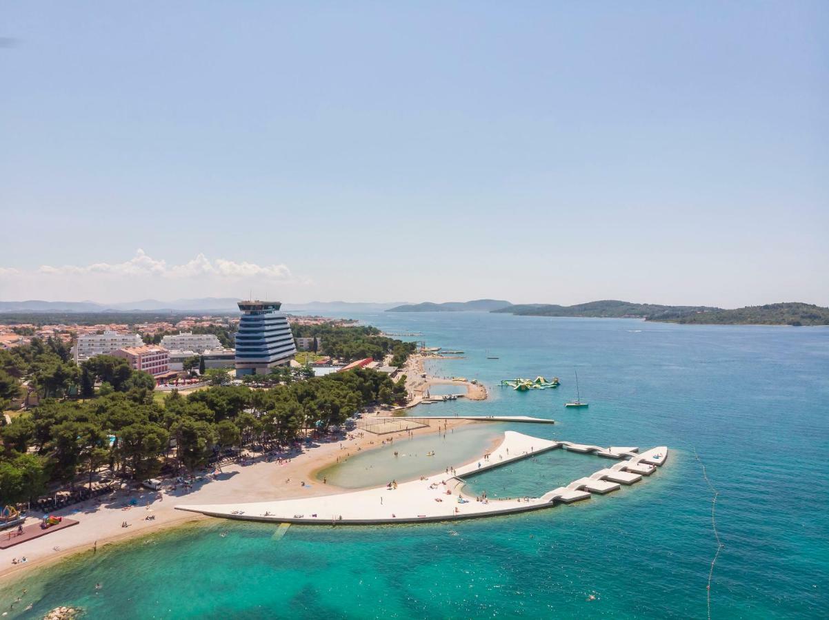 Apartment And Rooms Artina Vodice Kültér fotó